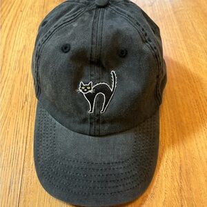 Embroidered Black Cat Women's Cap